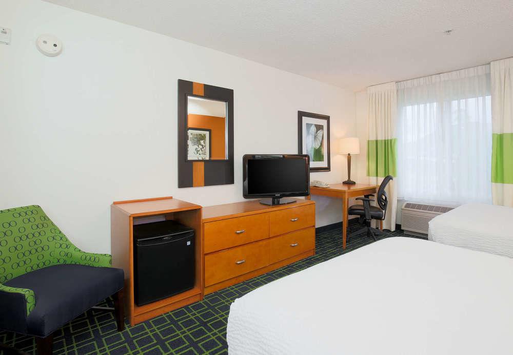 Fairfield Inn & Suites By Marriott Reno Спаркс Екстериор снимка