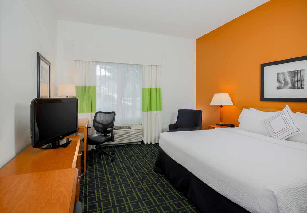 Fairfield Inn & Suites By Marriott Reno Спаркс Екстериор снимка