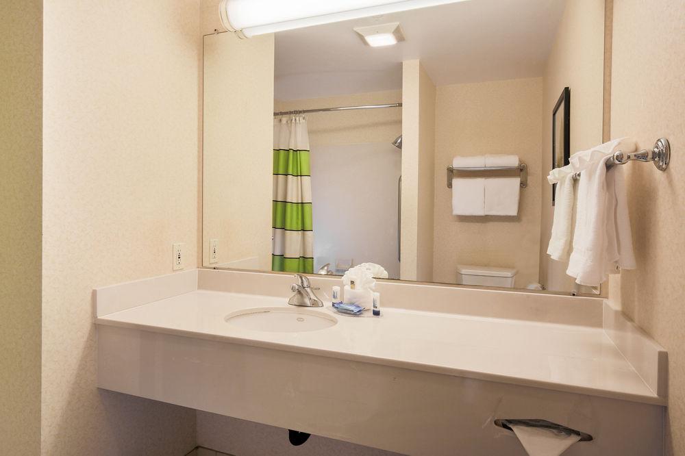 Fairfield Inn & Suites By Marriott Reno Спаркс Екстериор снимка