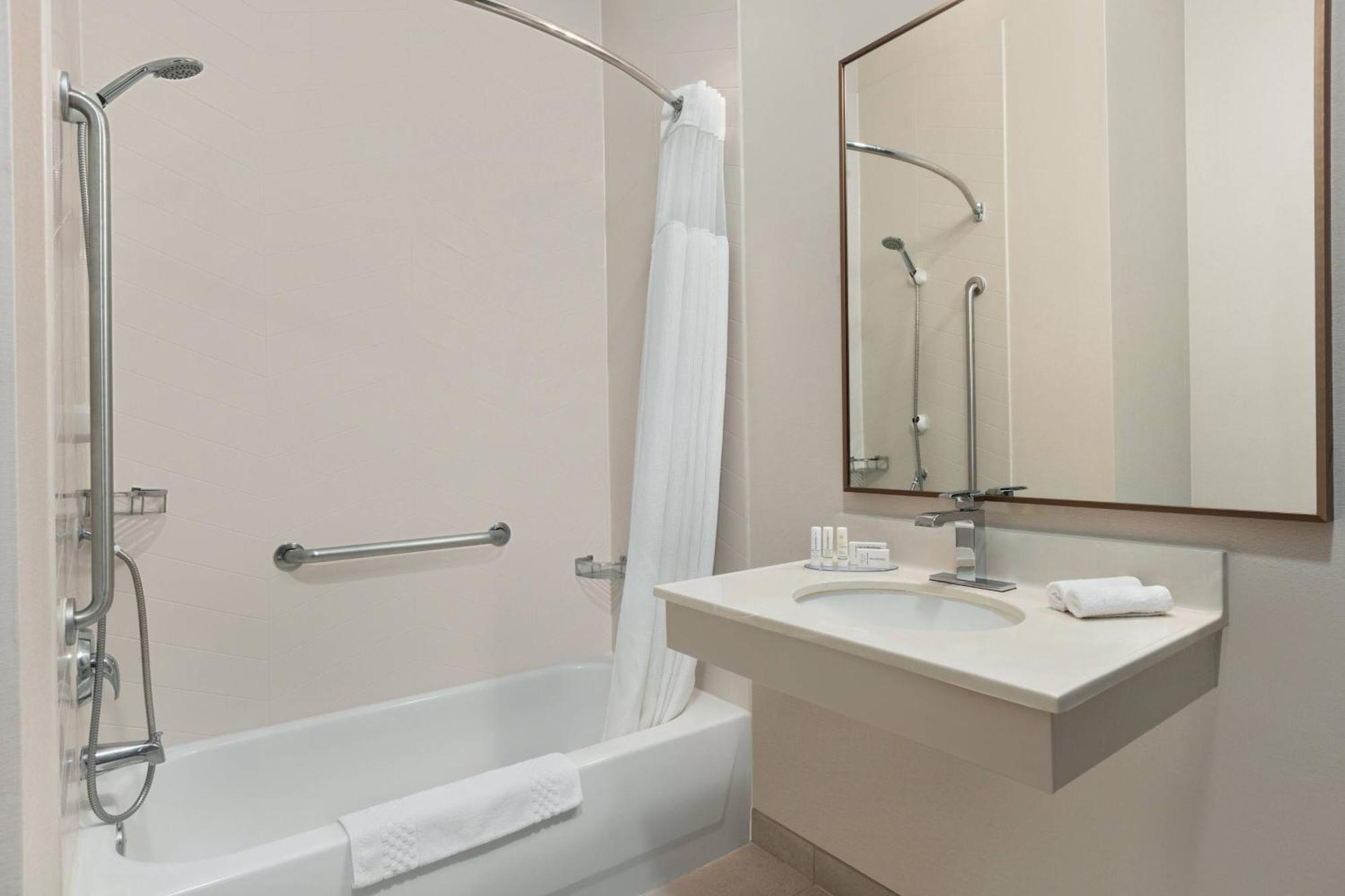 Fairfield Inn & Suites By Marriott Reno Спаркс Екстериор снимка